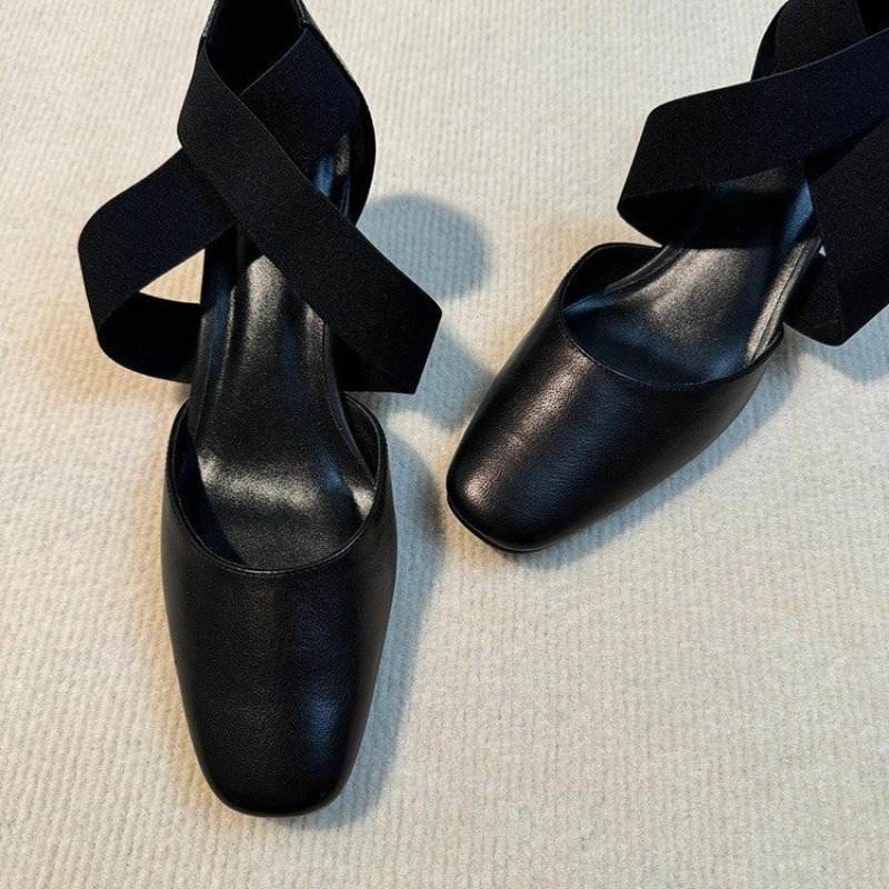 Leather Work Outfit - Sandalias de tacón cuadrado con tiras